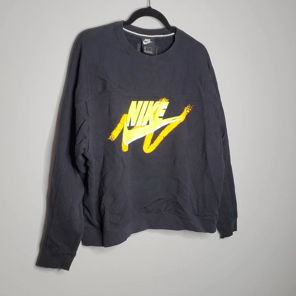 NIKE NSW Archive Black Crewneck Long Sleeve Sweatshirt Sz M - Picture 3 of 7